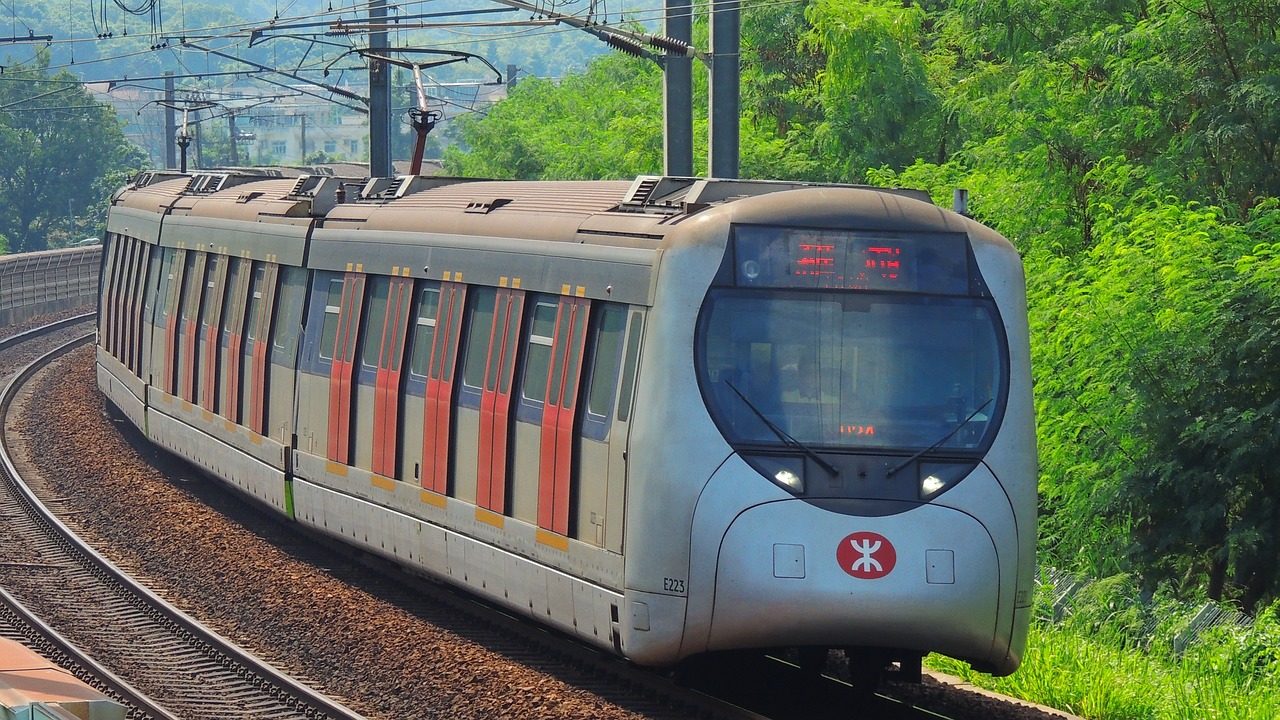 hongkong train city free photo