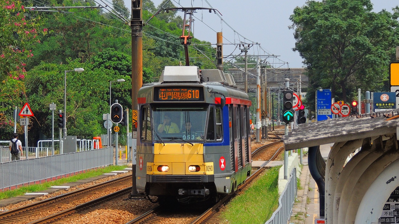 hongkong train city free photo