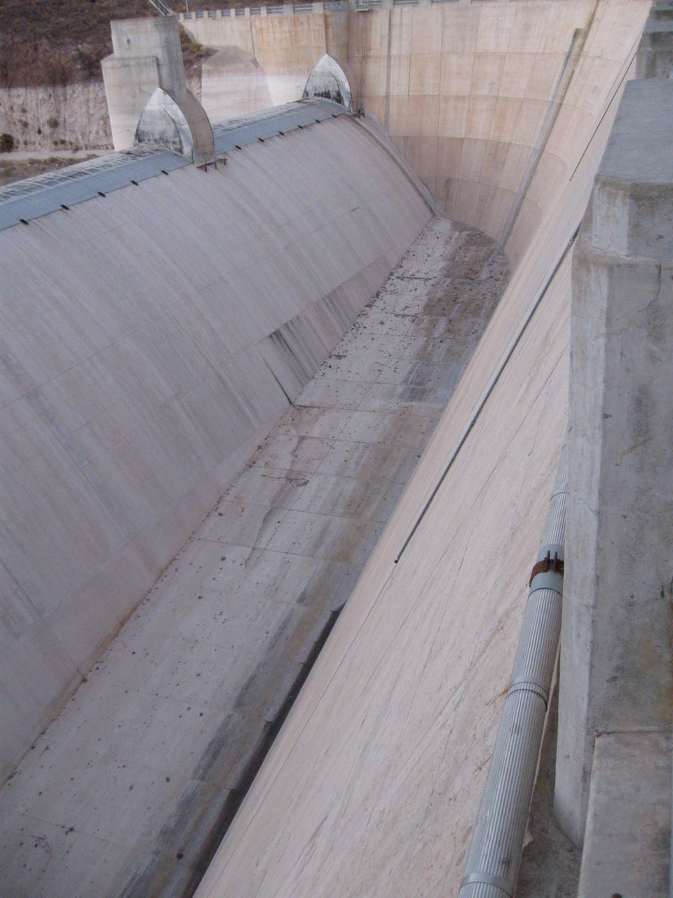 hoover dam waterfall free photo