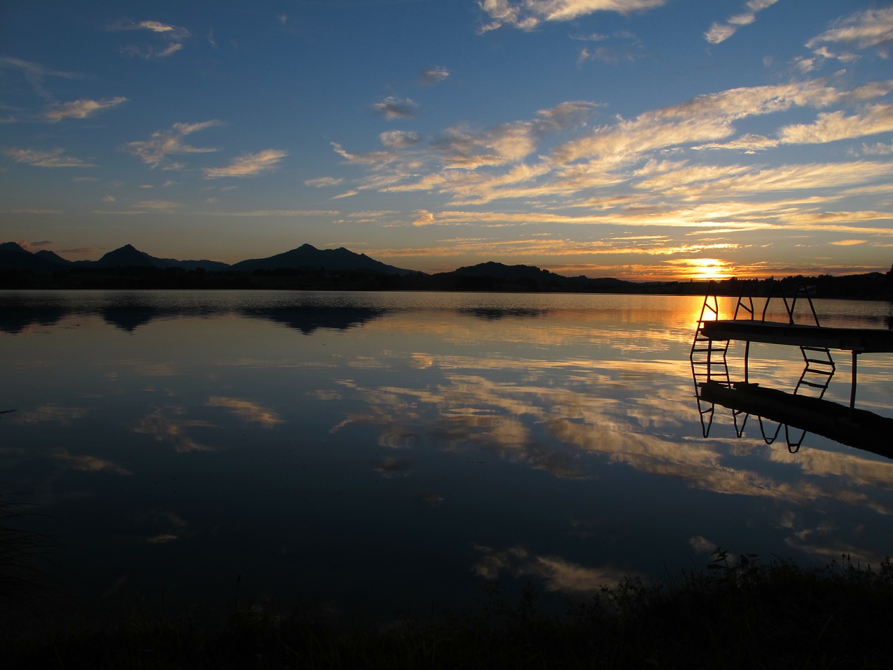 hop on the lake abendstimmung web free photo