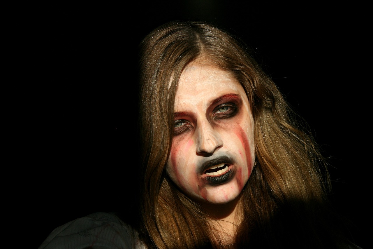 horror halloween girl free photo