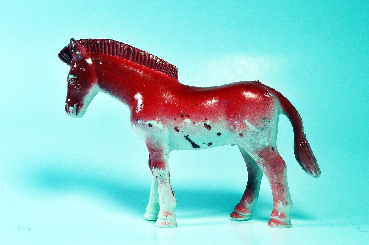 horse red color toy free photo