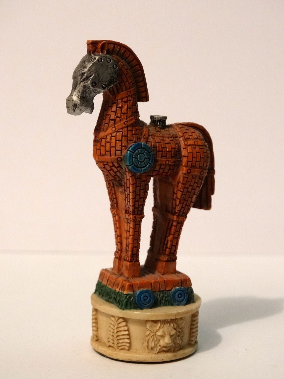 horse chess piece trojan free photo