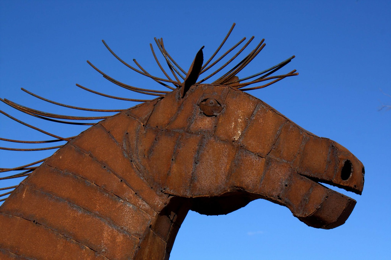 horse sculpture head free photo