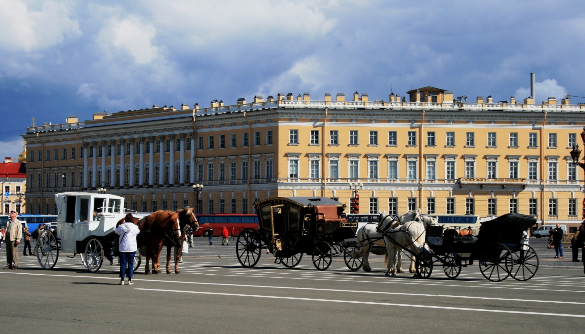 horse drawn carts rides palace square free photo