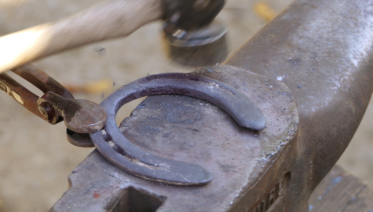 horseshoe  anvil  hammer free photo