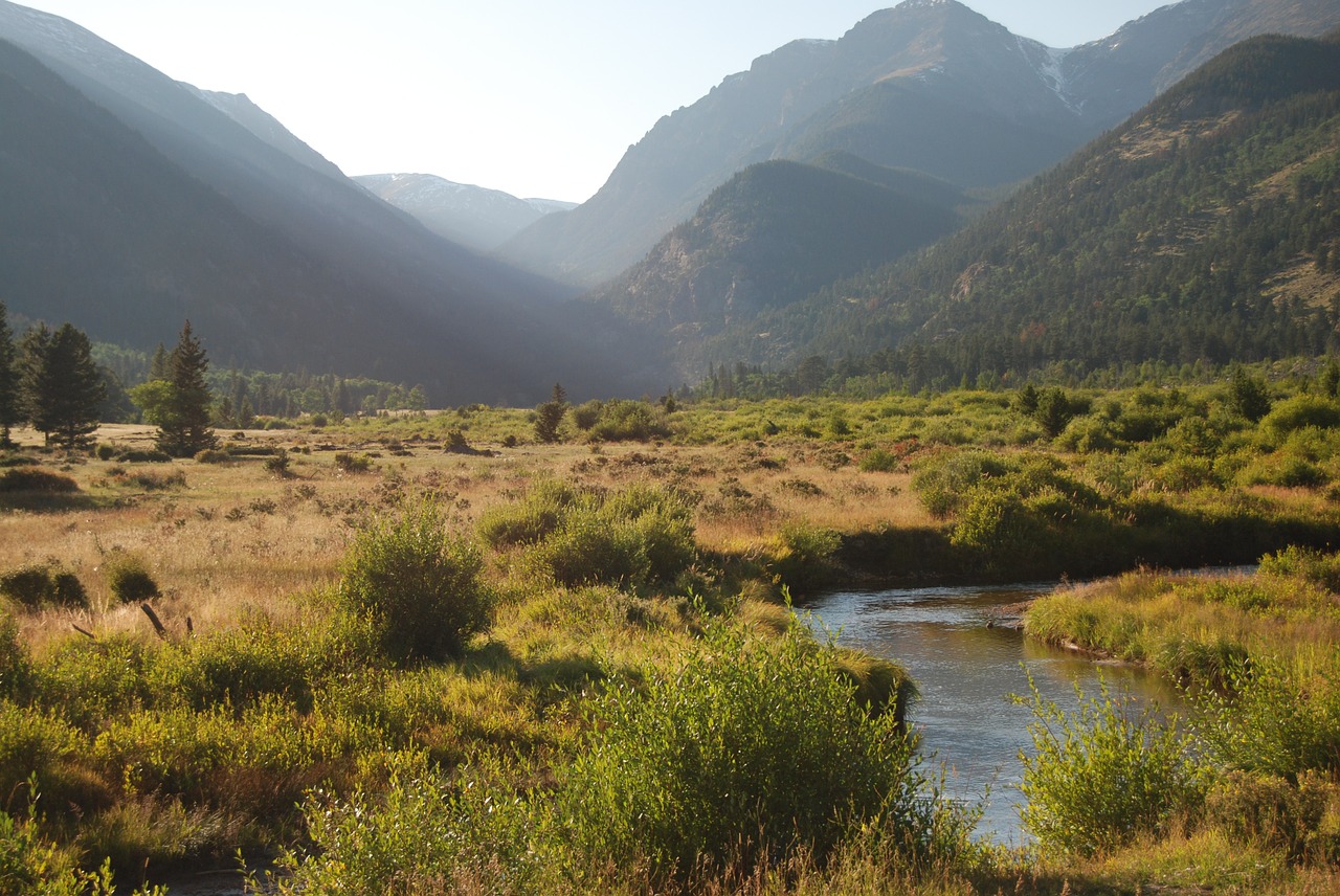 horseshoe park mountain landscape mummy range free photo