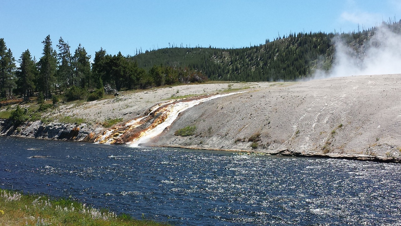 hot spring yellowstone free photo