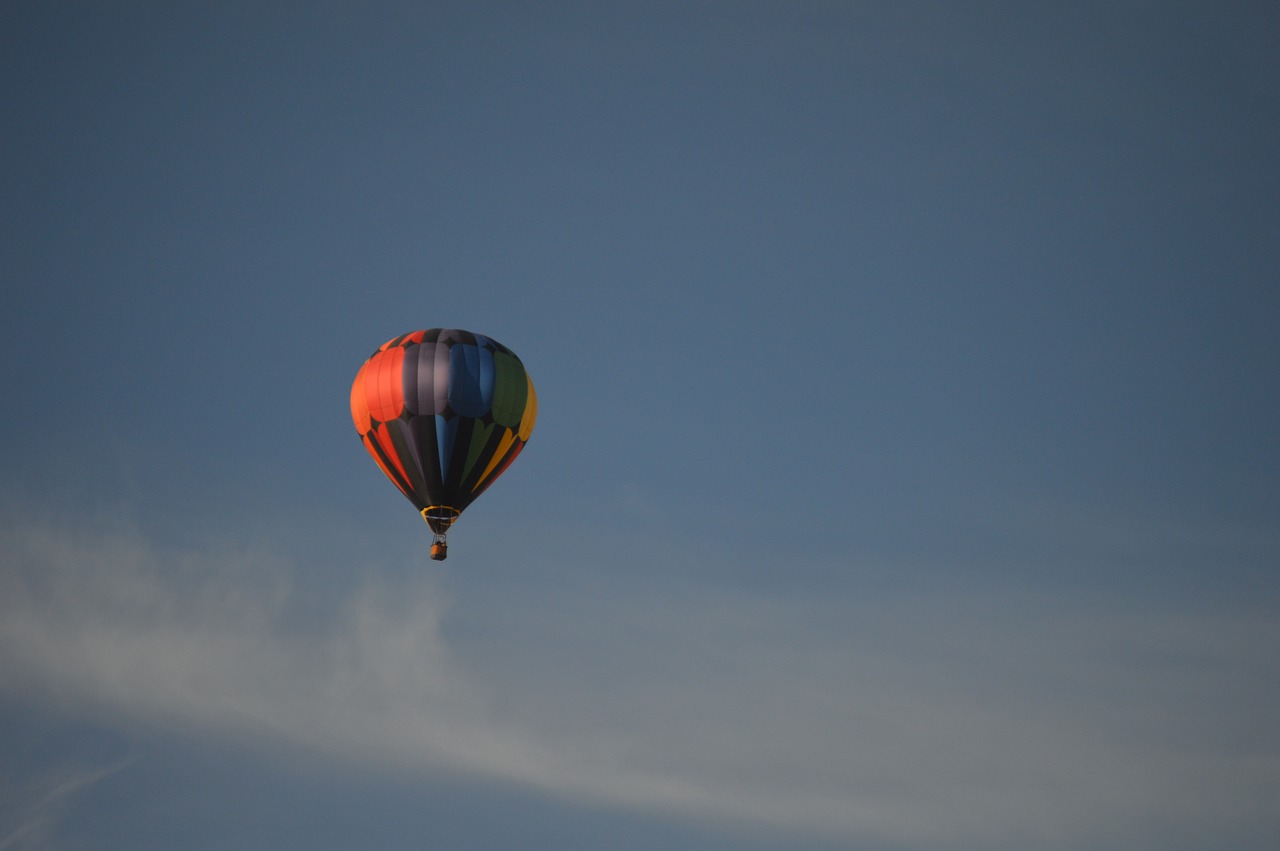 hot air balloon sky dreams free photo