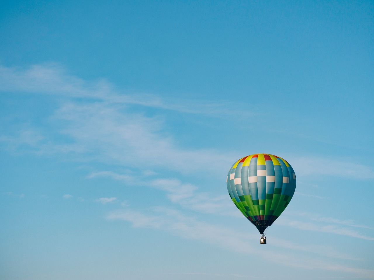 hot air balloon blue sky free photo