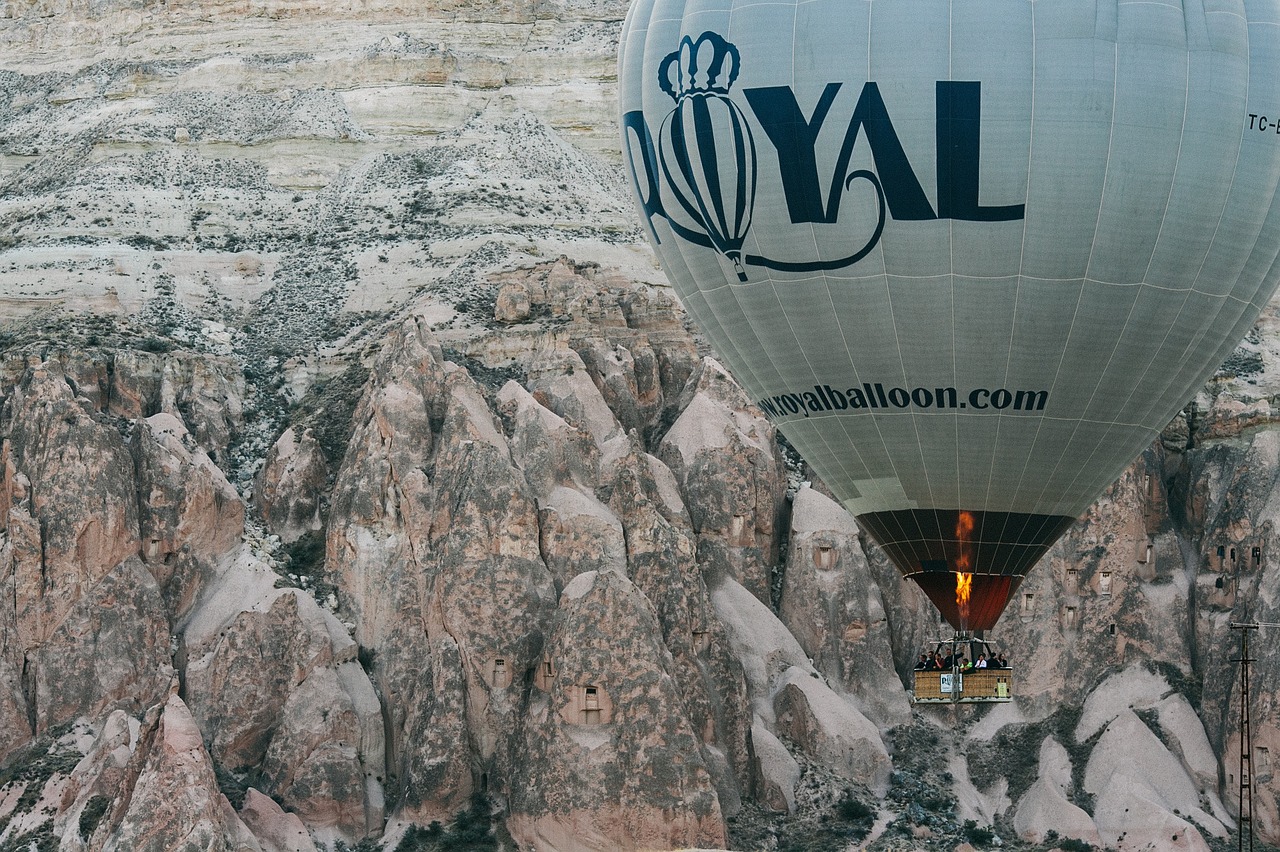 hot air balloon fly rocks free photo