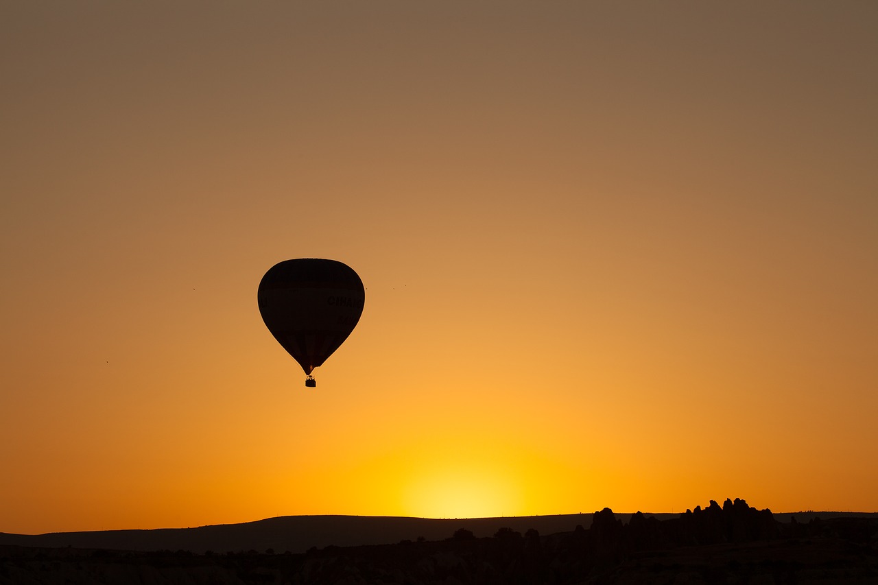 hot air balloon sunrise sunset free photo