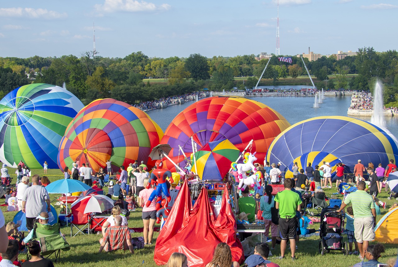 hot air balloon  balloon  sky free photo