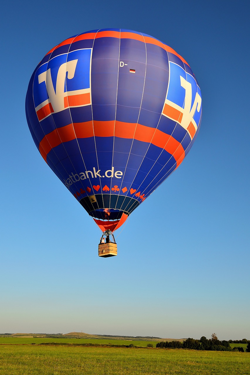 hot air balloon  ballooning  float free photo