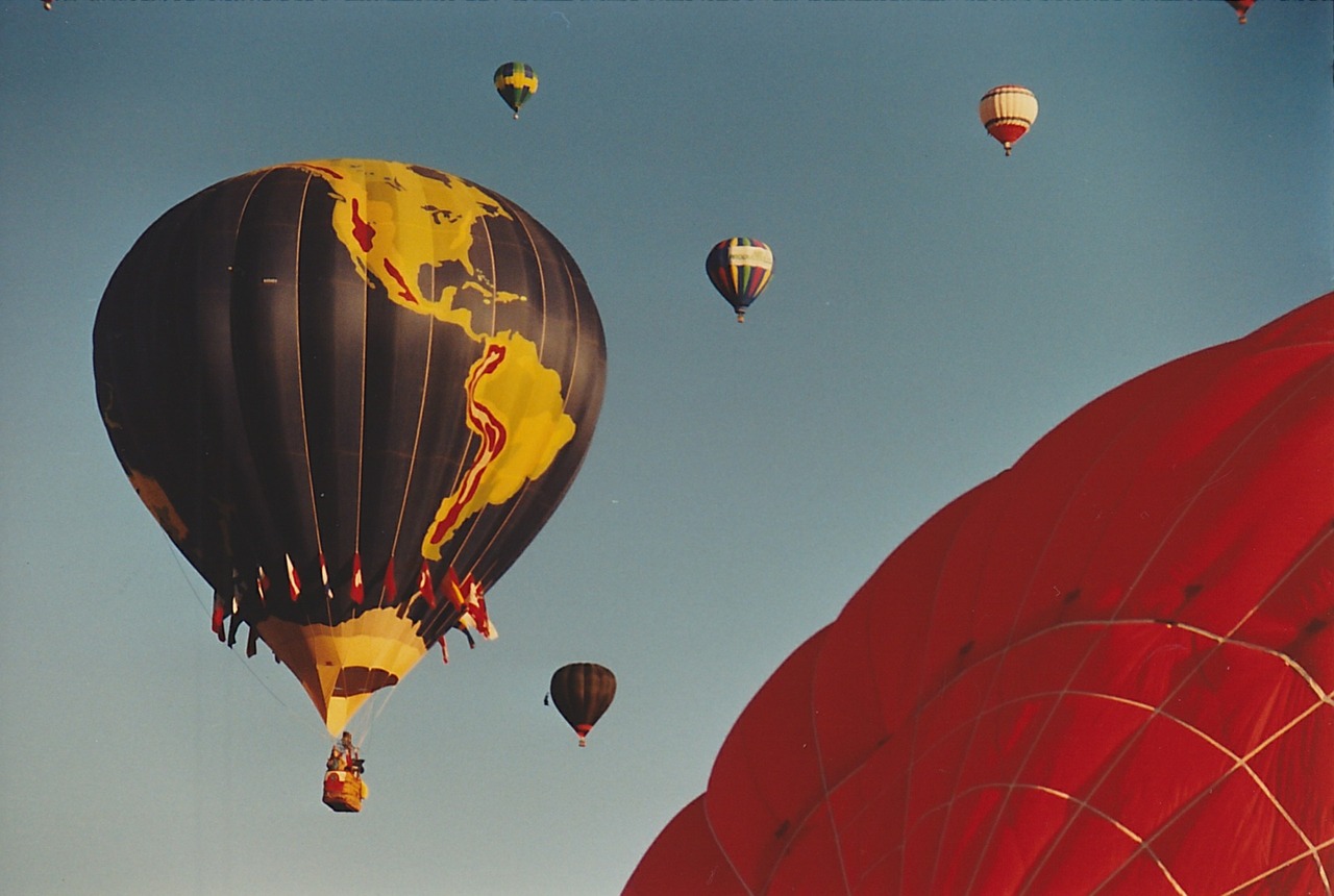 hot air balloon balloon colorful free photo