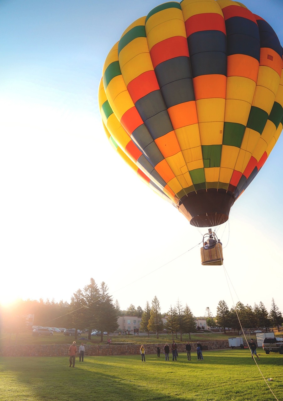 hot air balloon balloon ballooning free photo