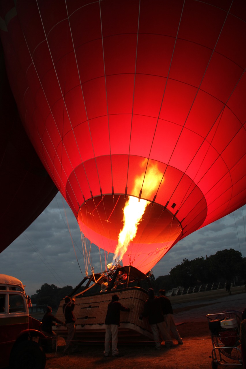 hot air balloon ride balloon fire free photo