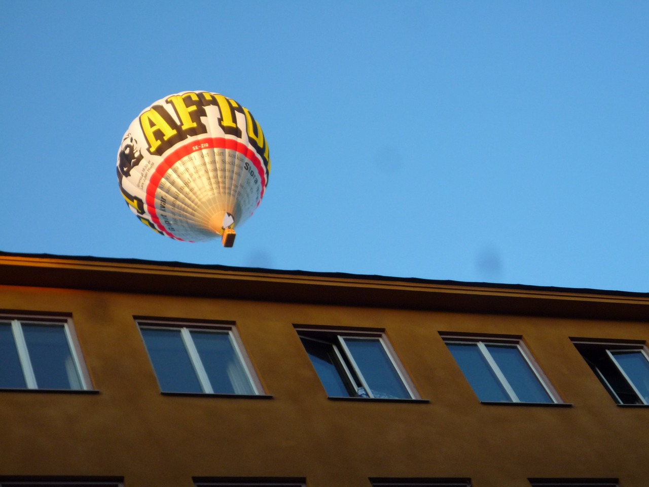 hot air ballooning environment sweden free photo