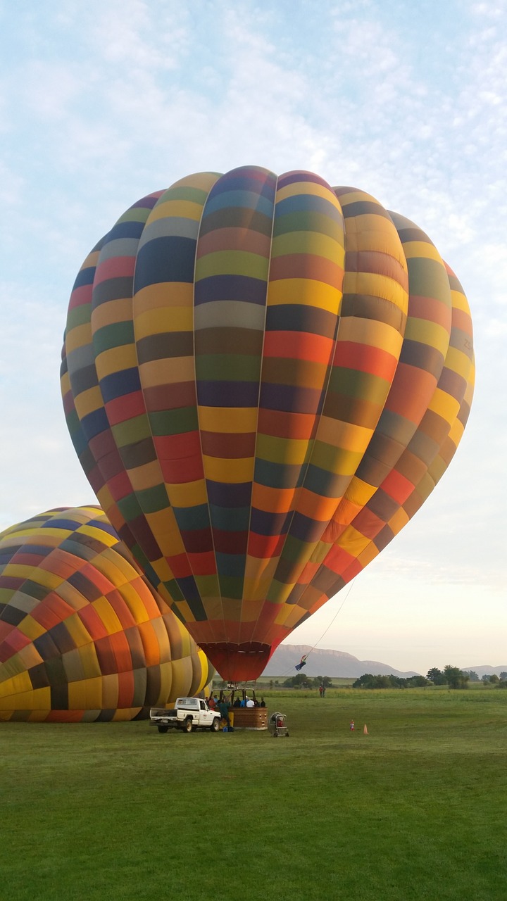 hot air ballooning  ballooning  sky free photo