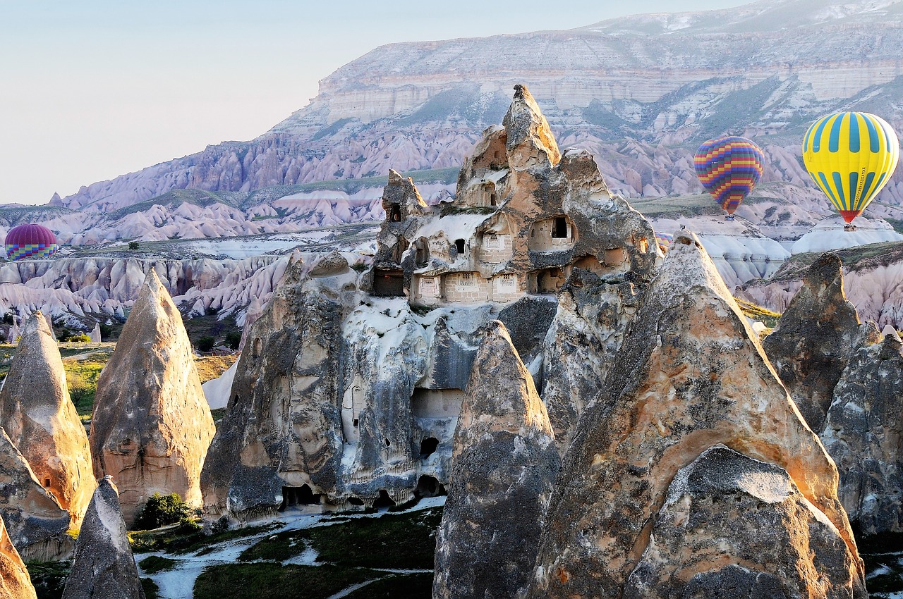 hot-air ballooning  cappadocia  turkey free photo