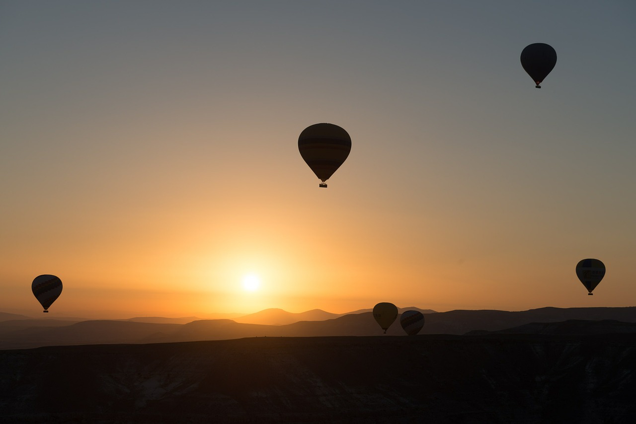 hot-air ballooning balloon cappadocia free photo