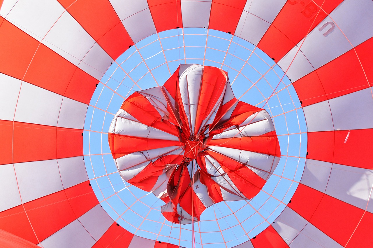 hot air ballooning aerostat ball free photo