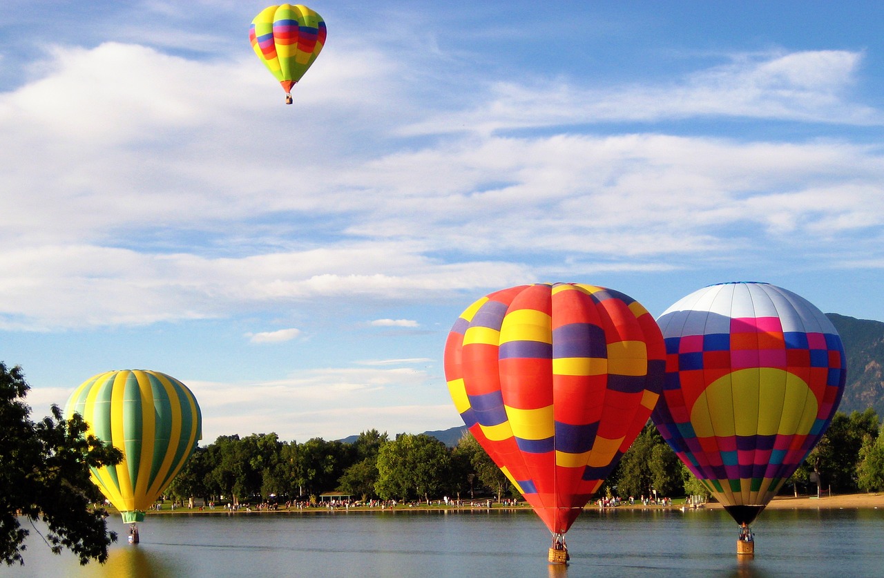 hot air balloons lake ballooning free photo