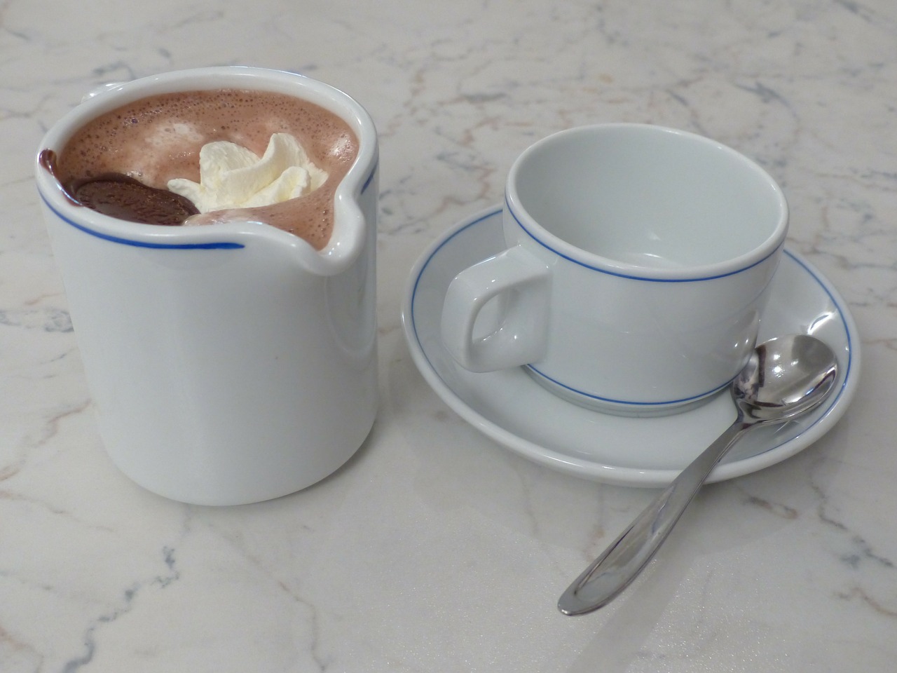 hot chocolate drink kaffeekaennchen free photo