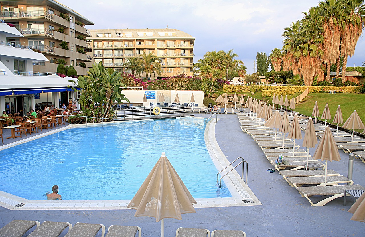 hotel holiday swimming pool free photo
