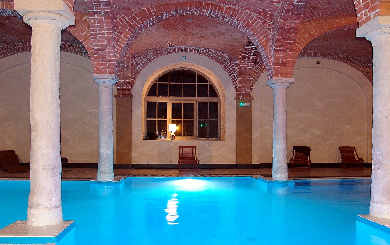 hotel wellness swimming pool free photo