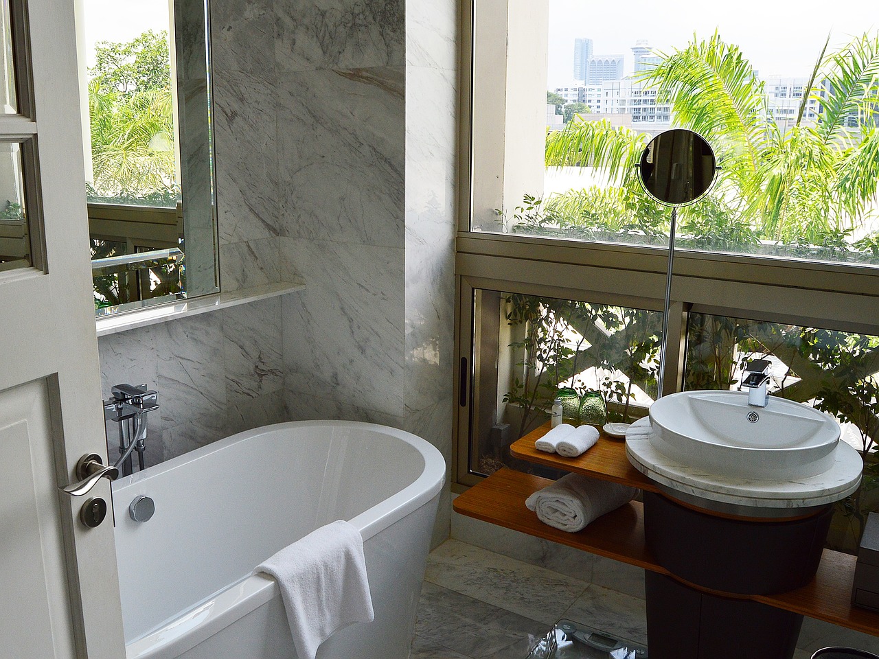 hotel bathroom luxury free photo