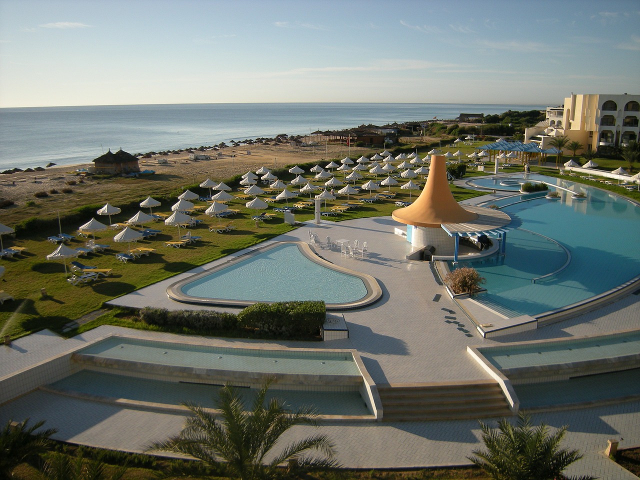 hotel complex hotel beach beach free photo