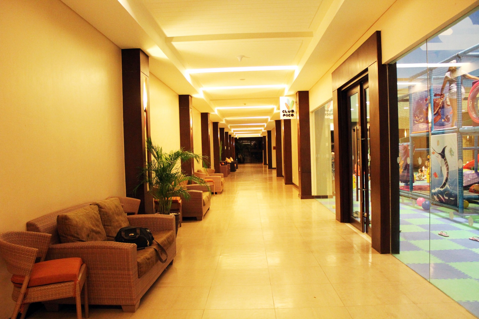 hotel hallway hotel hallway free photo