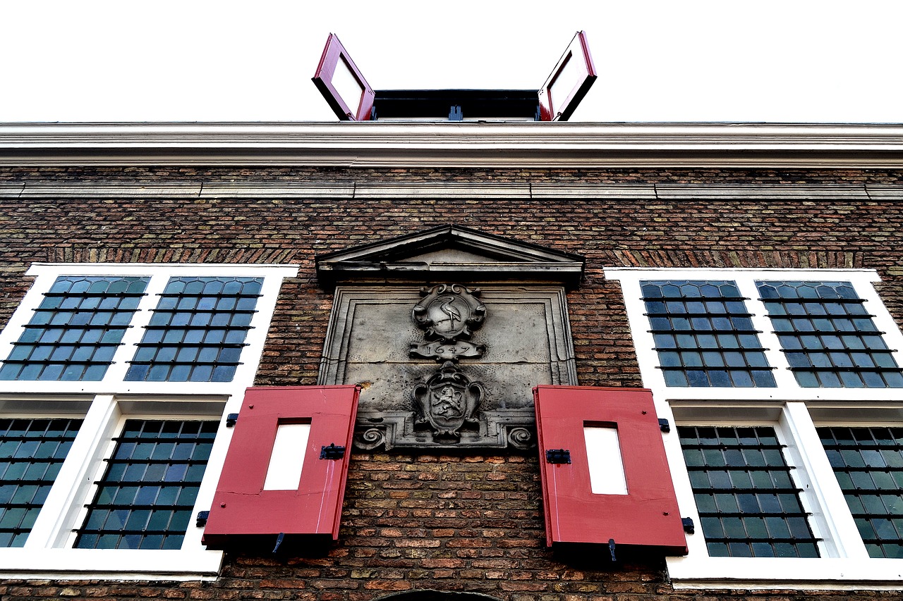 amsterdam house windows free photo