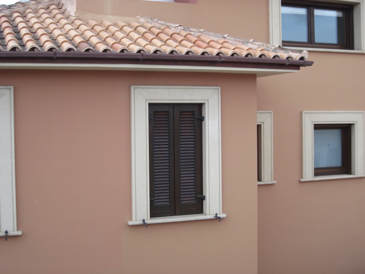 house window roof free photo