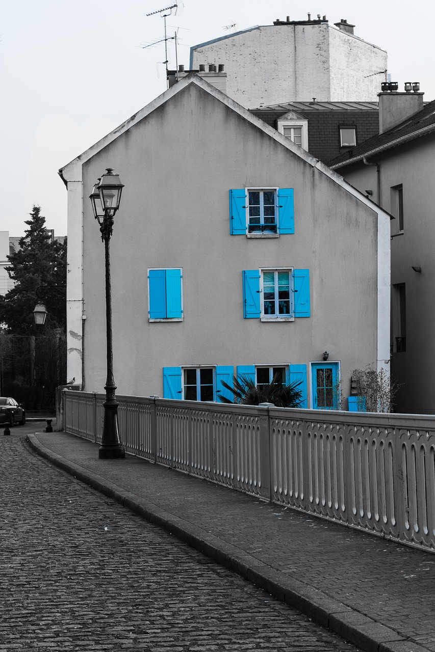 house pane blue free photo