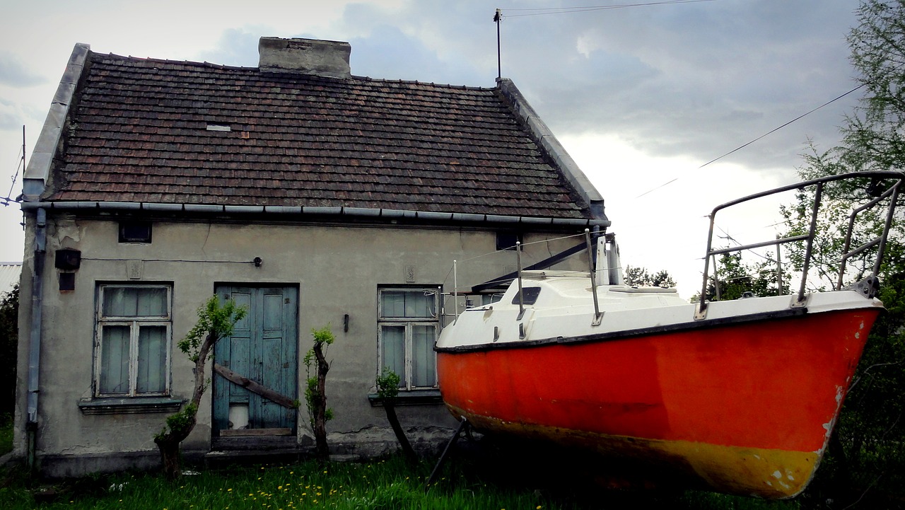 house spring boat free photo