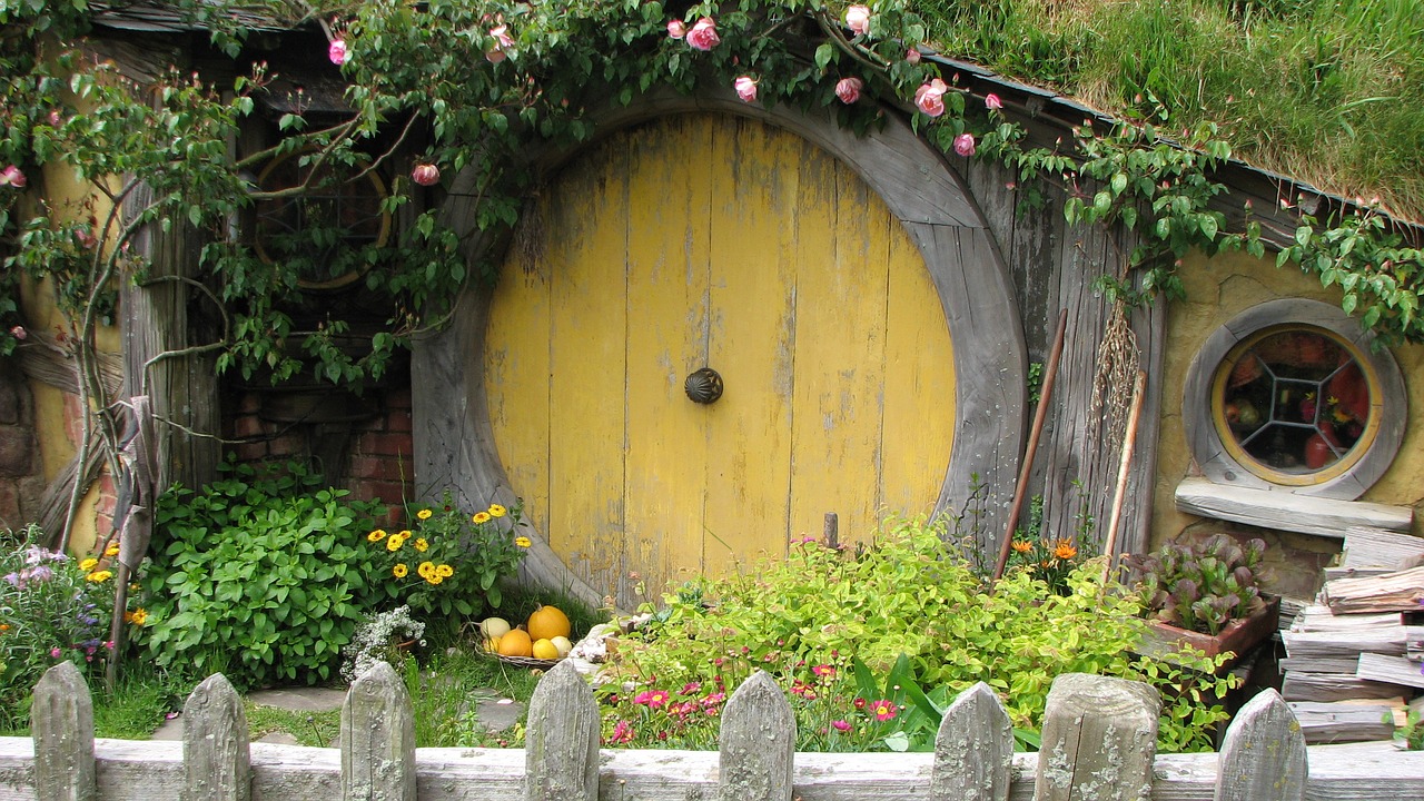 house hobbit travel free photo