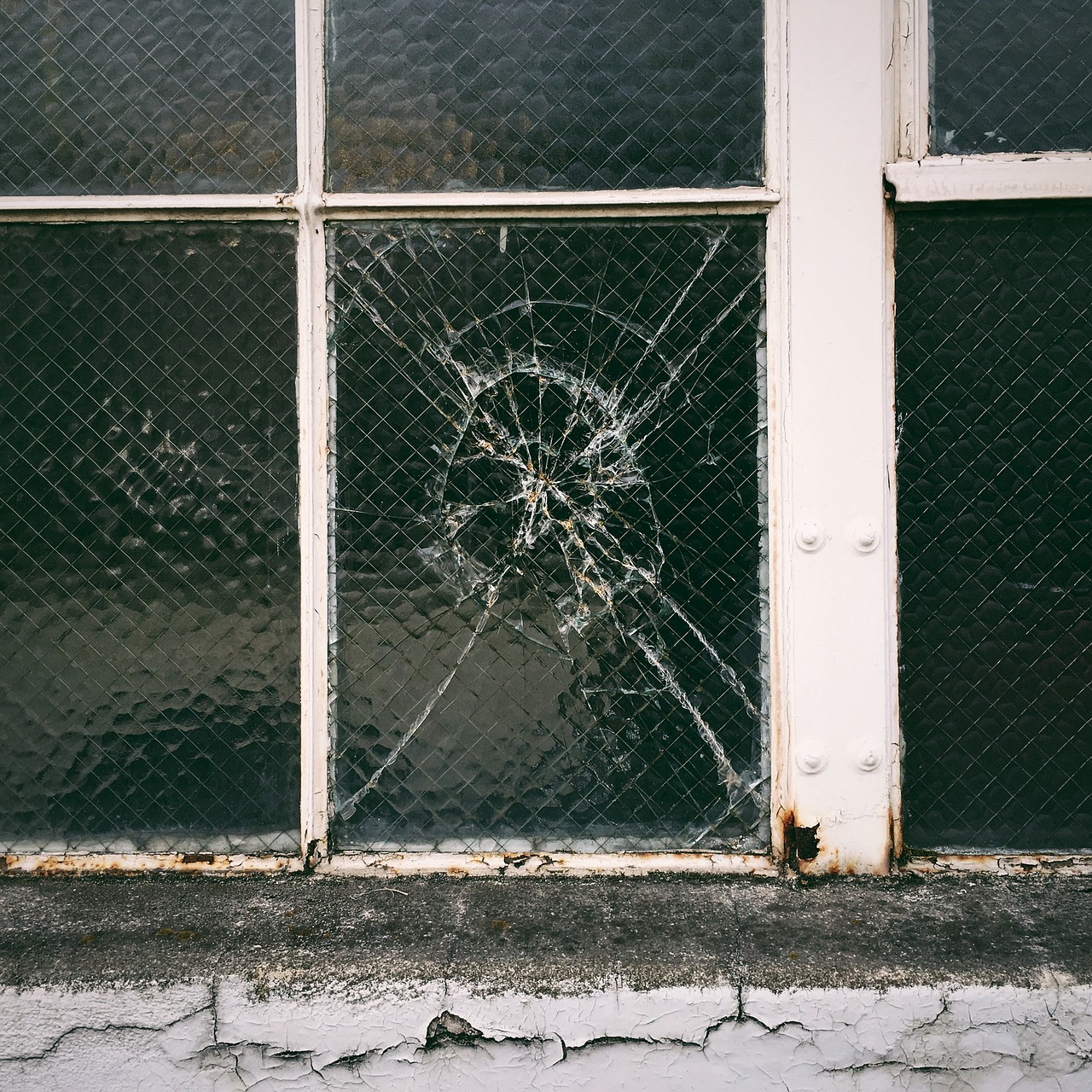 house outside window free photo