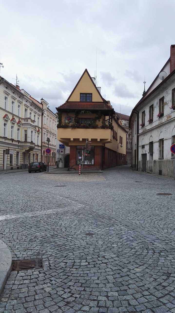 house paving history free photo