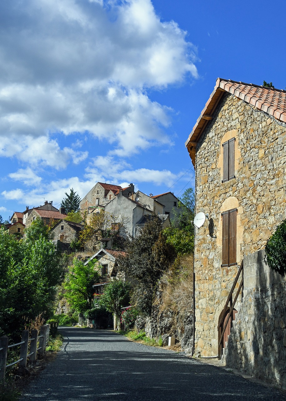 house village lozère free photo