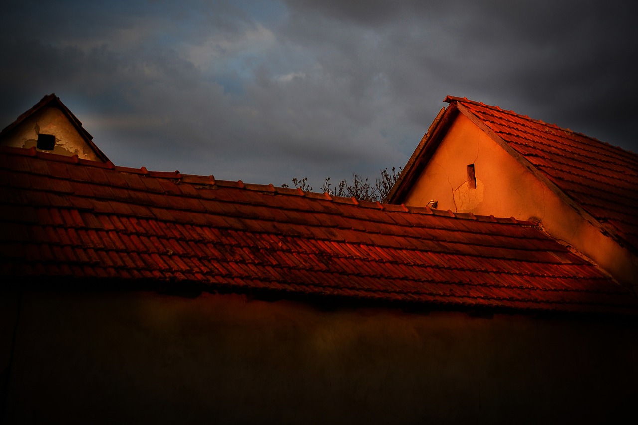 house building sunset free photo