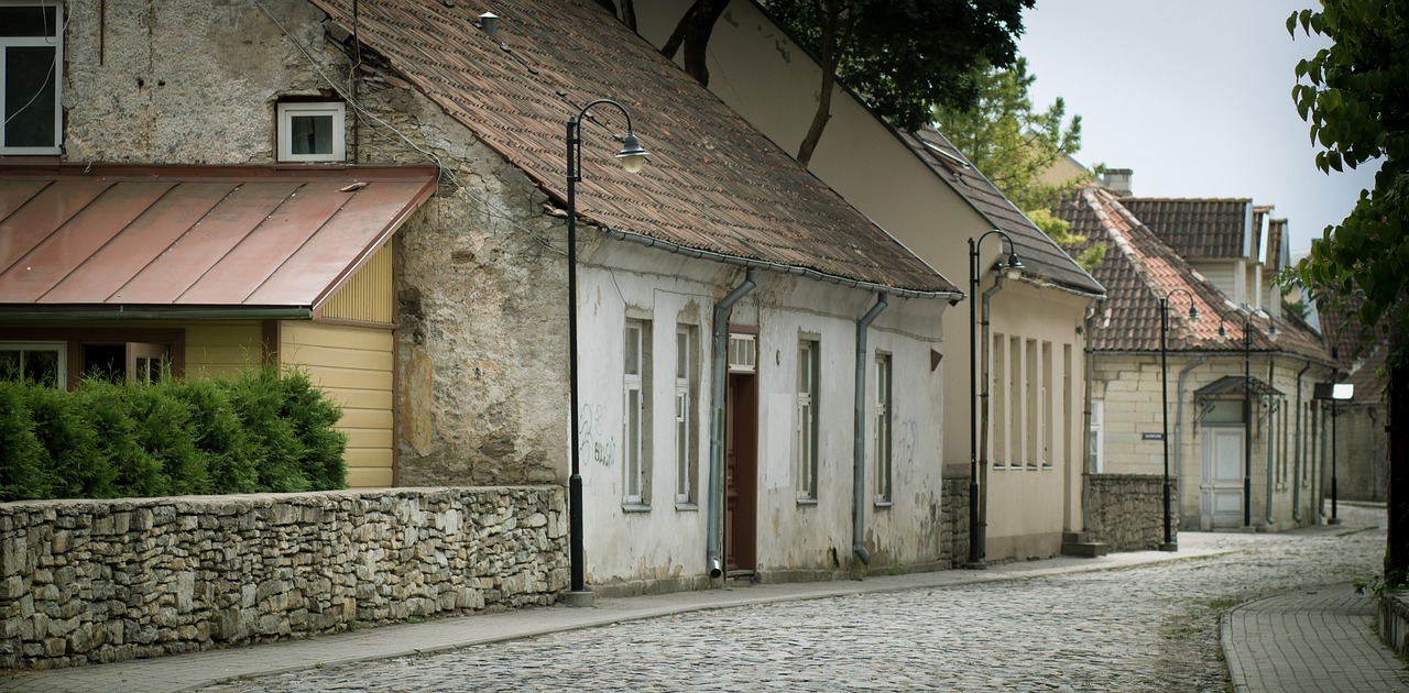 house architecture street free photo