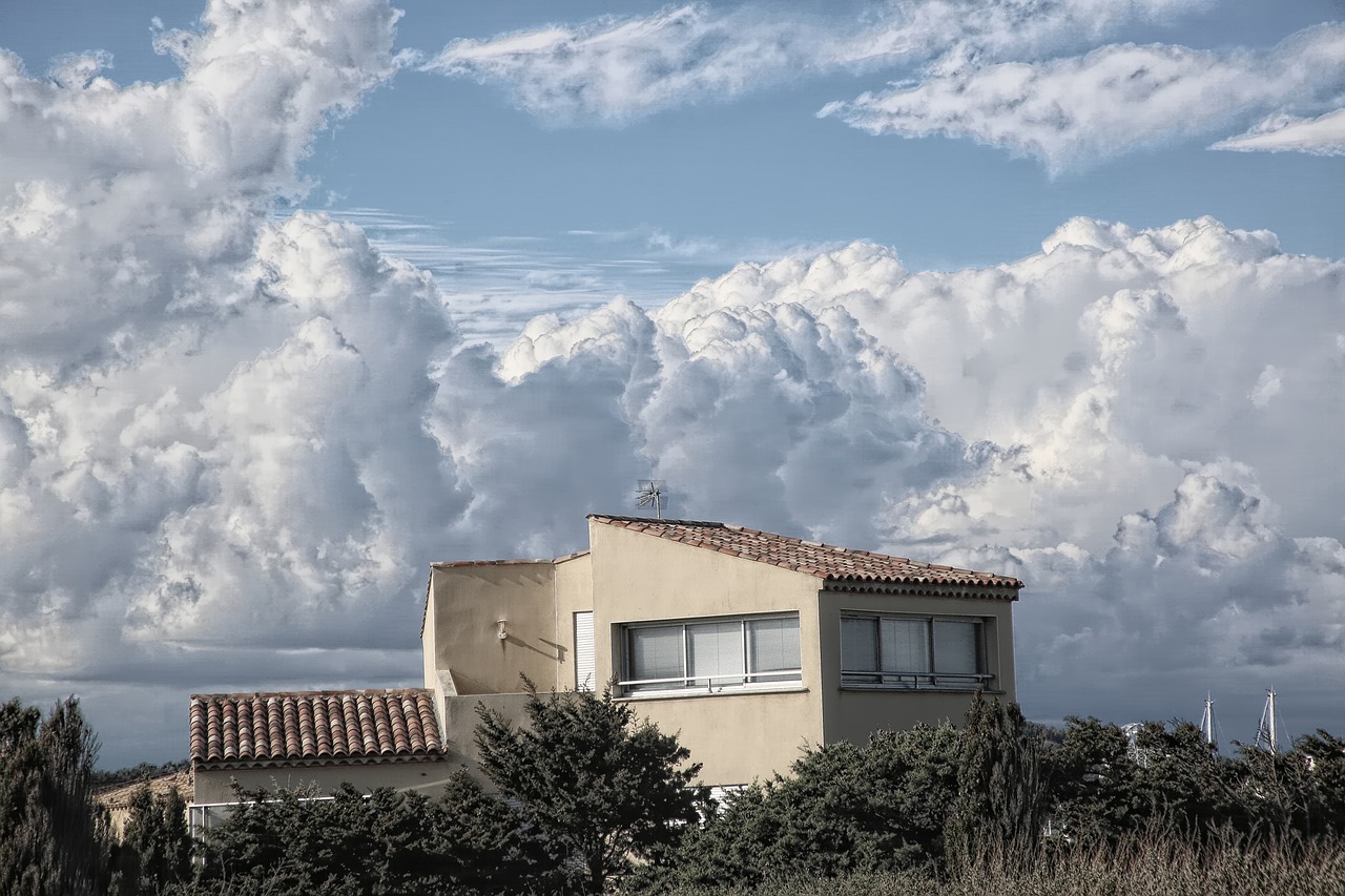 house  outdoor  sky free photo