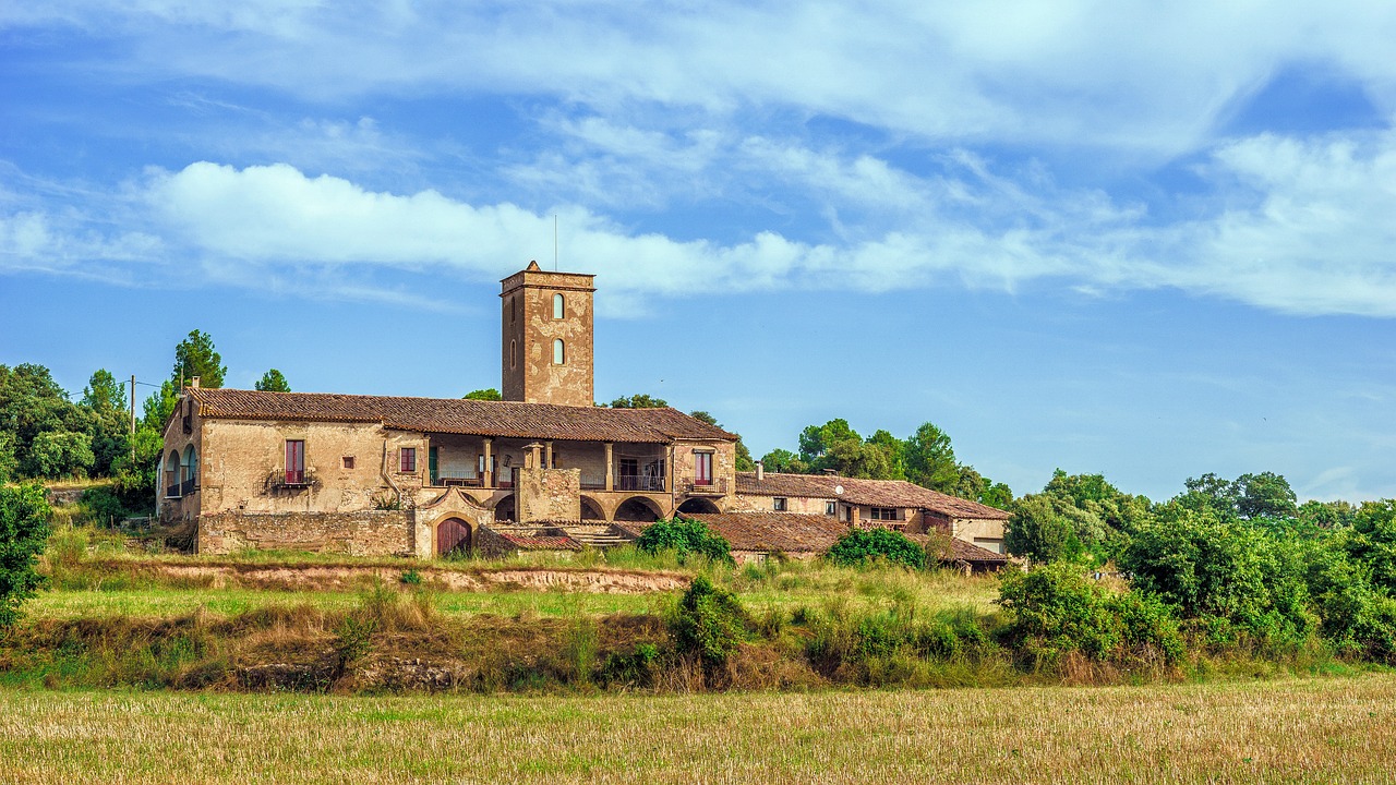 house  rural  rustic free photo