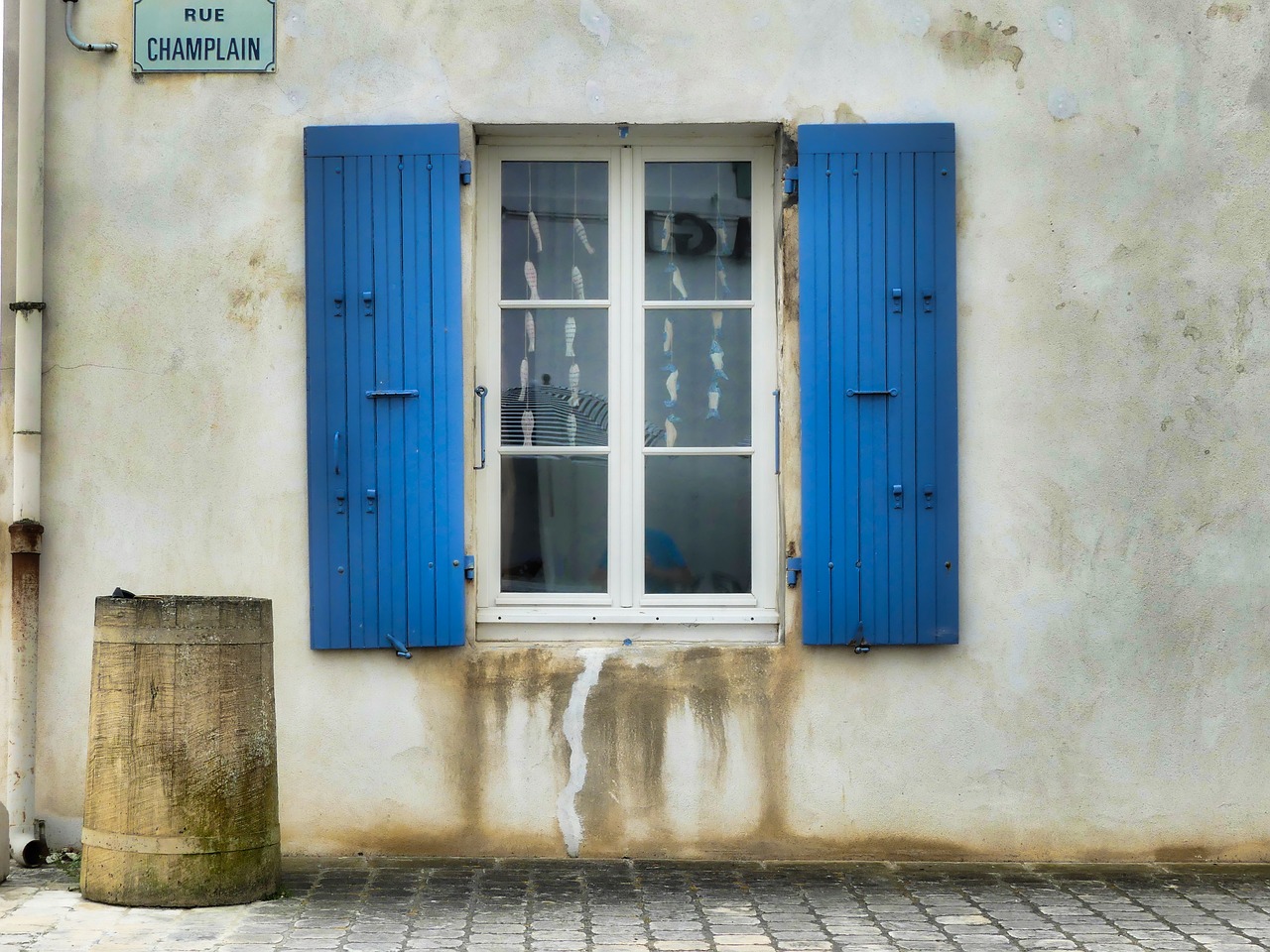 house  wall  window free photo