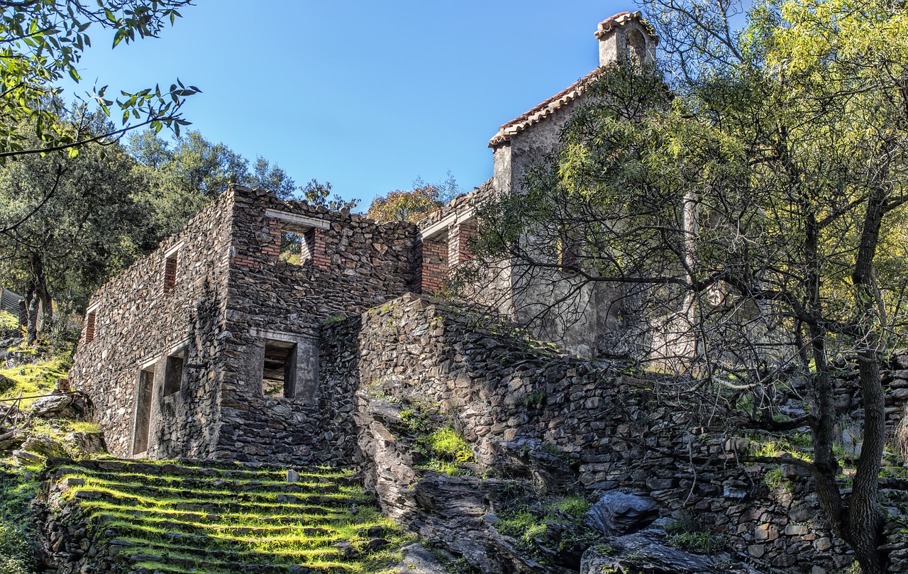 house  stone  ruin free photo