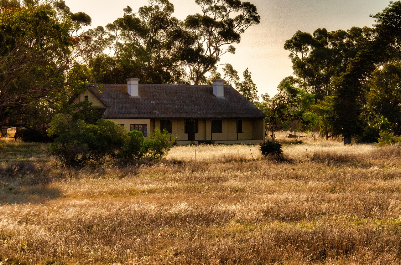 house  farmhouse  cottage free photo