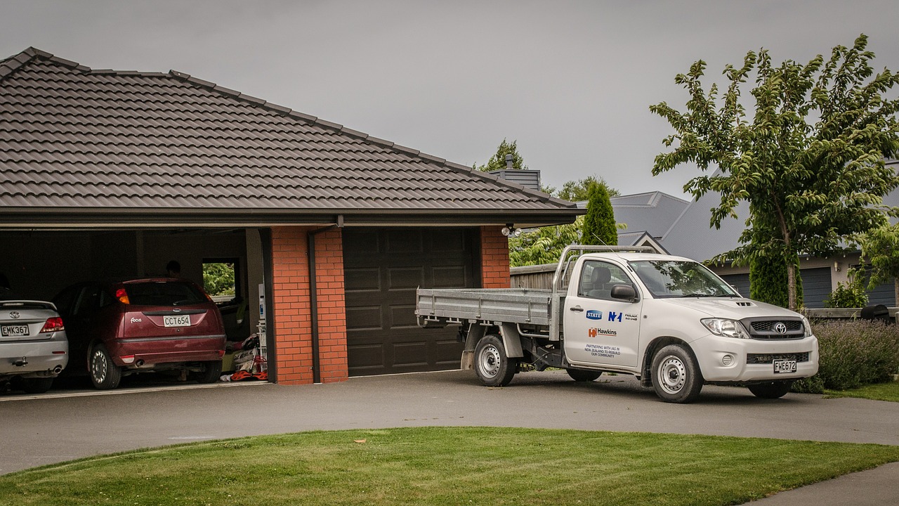 house truck architecture free photo