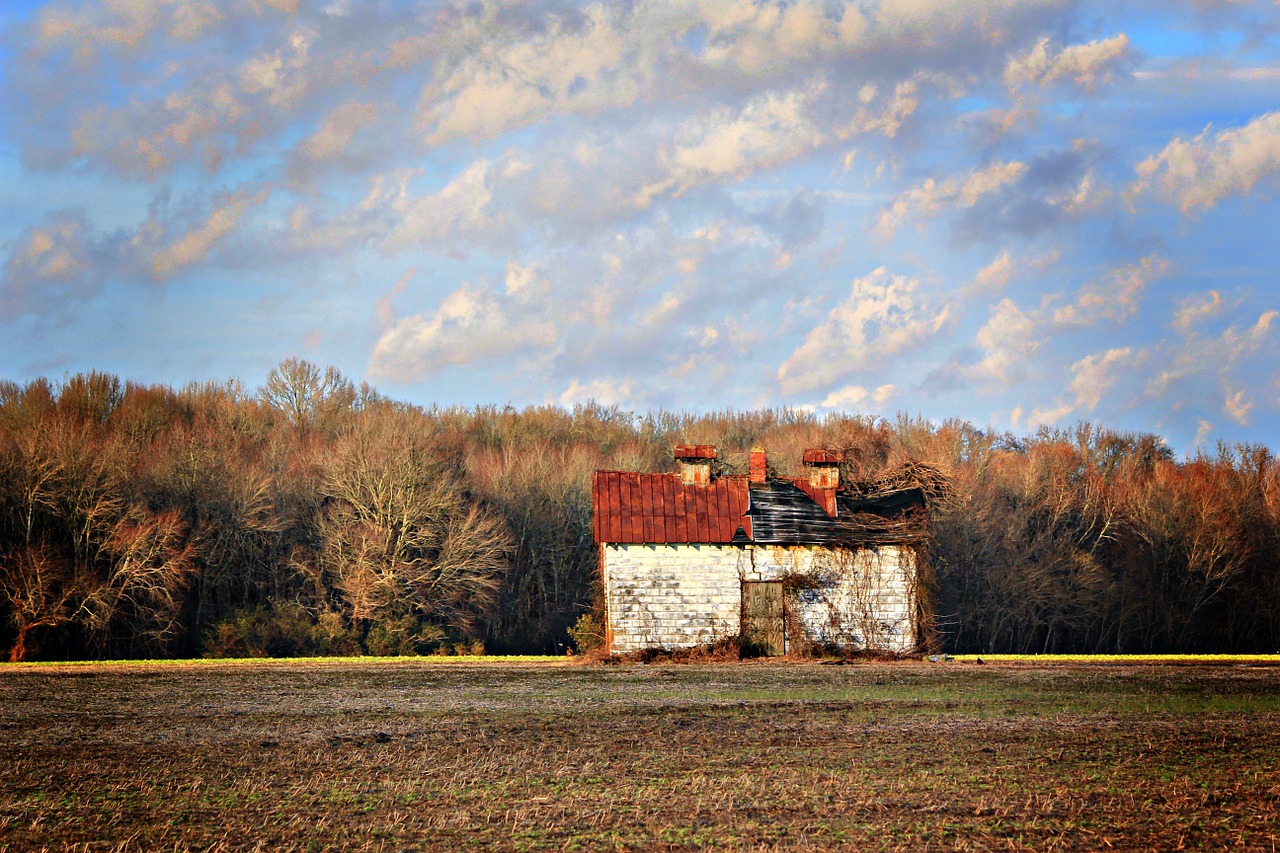 house abandoned home free photo